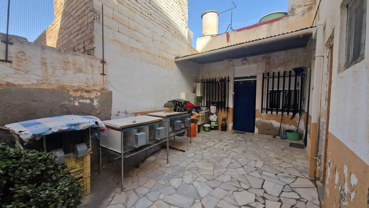 For sale of house in Albox