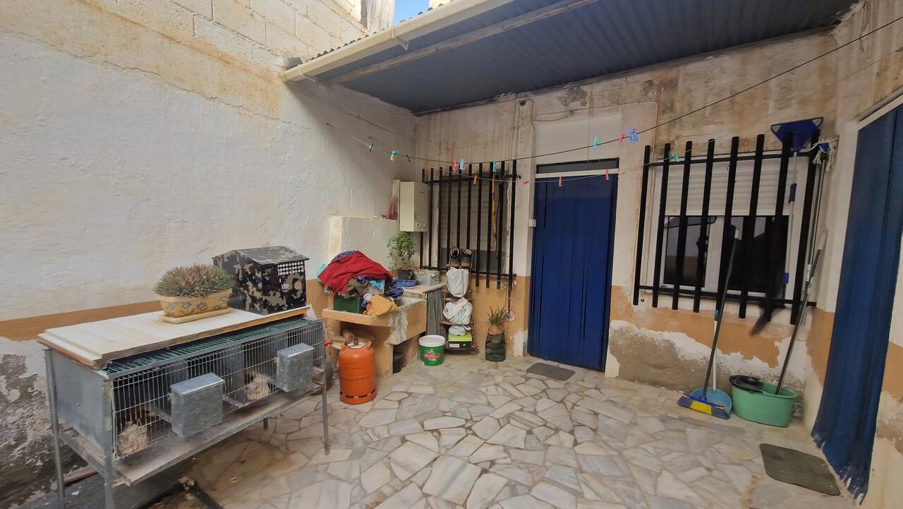For sale of house in Albox