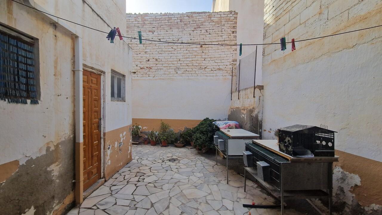 For sale of house in Albox