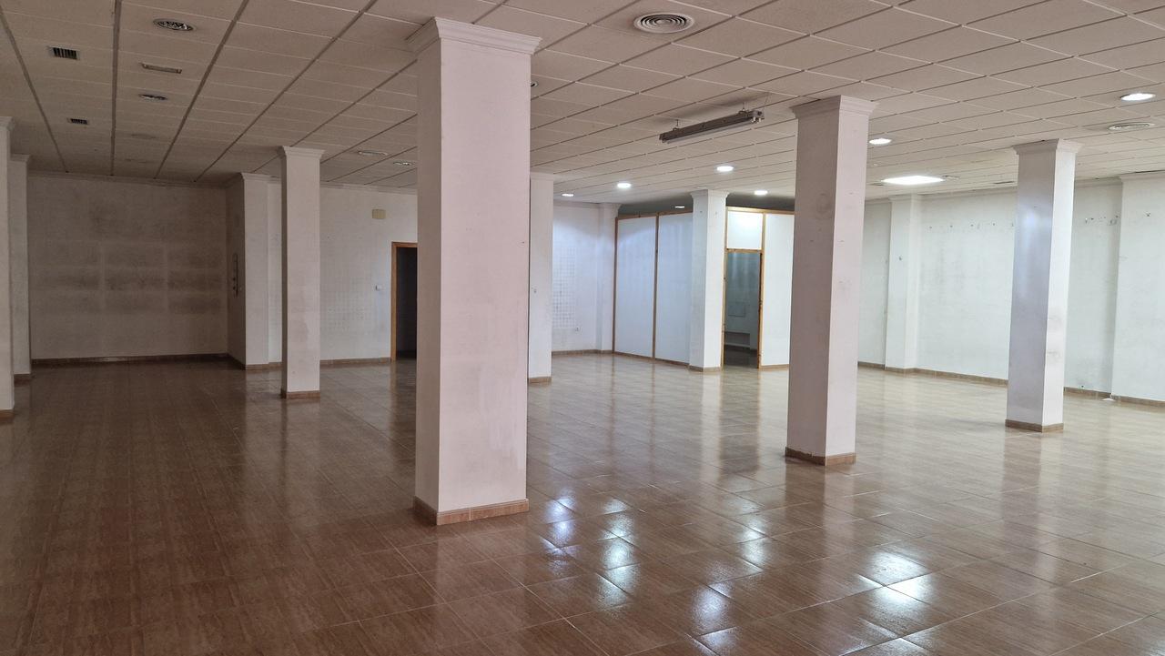 Alquiler de local comercial en Albox