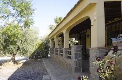 For rent of villa in Cantoria