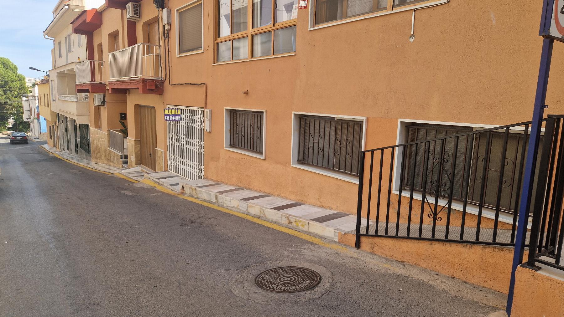 For rent of commercial in Olula del Río