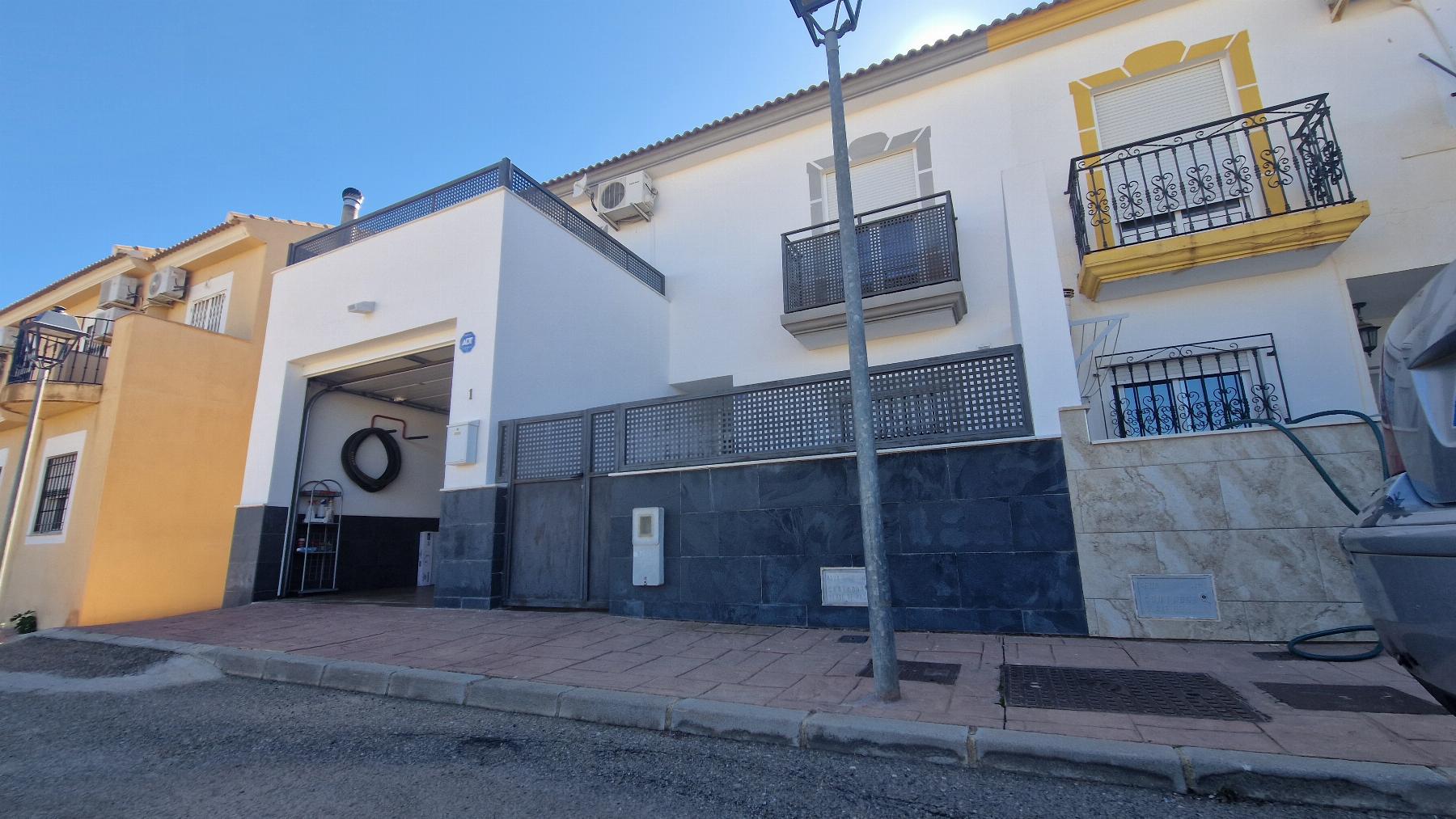 For sale of house in Arboleas