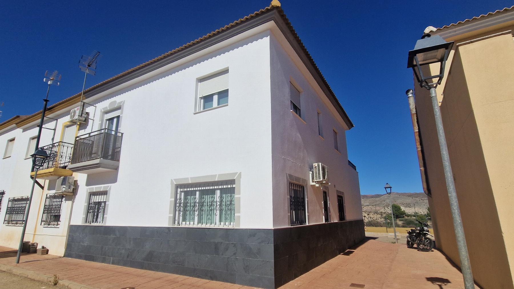 For sale of house in Arboleas