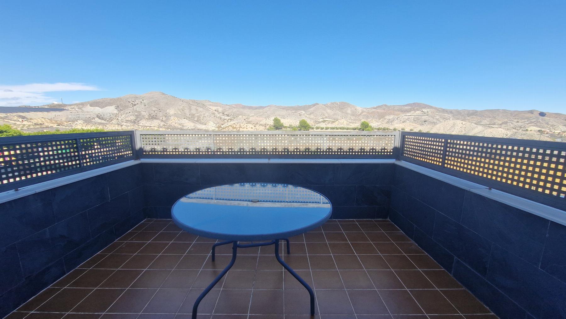 For sale of house in Arboleas