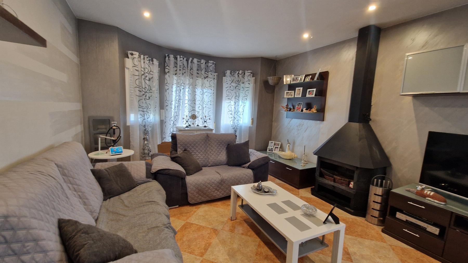 Venta de villa en Arboleas