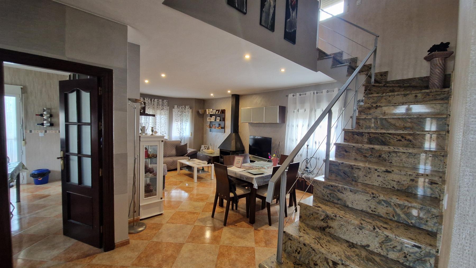 Venta de villa en Arboleas
