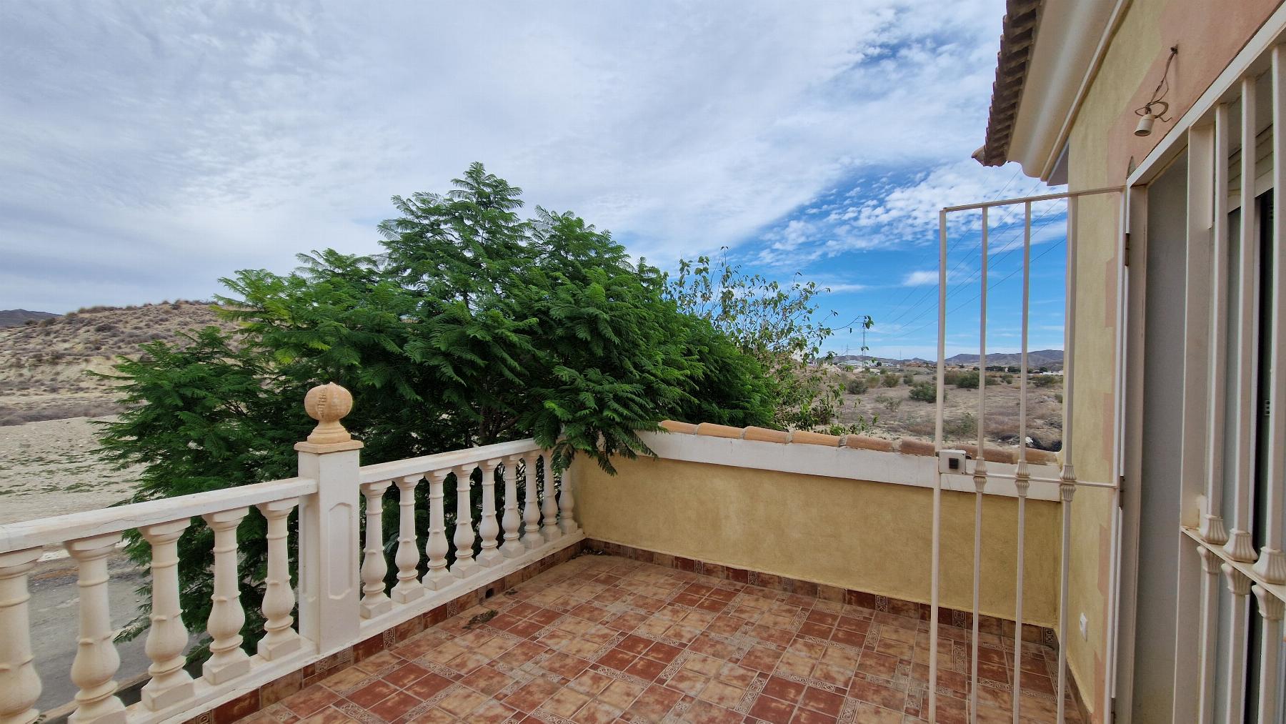 Venta de villa en Arboleas