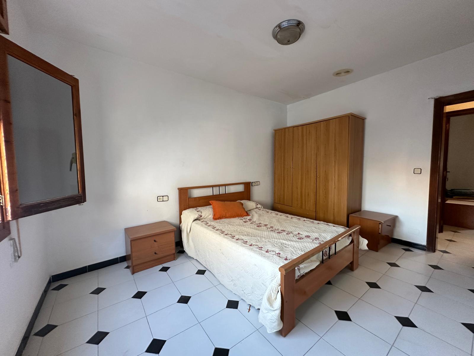 For sale of flat in Macael