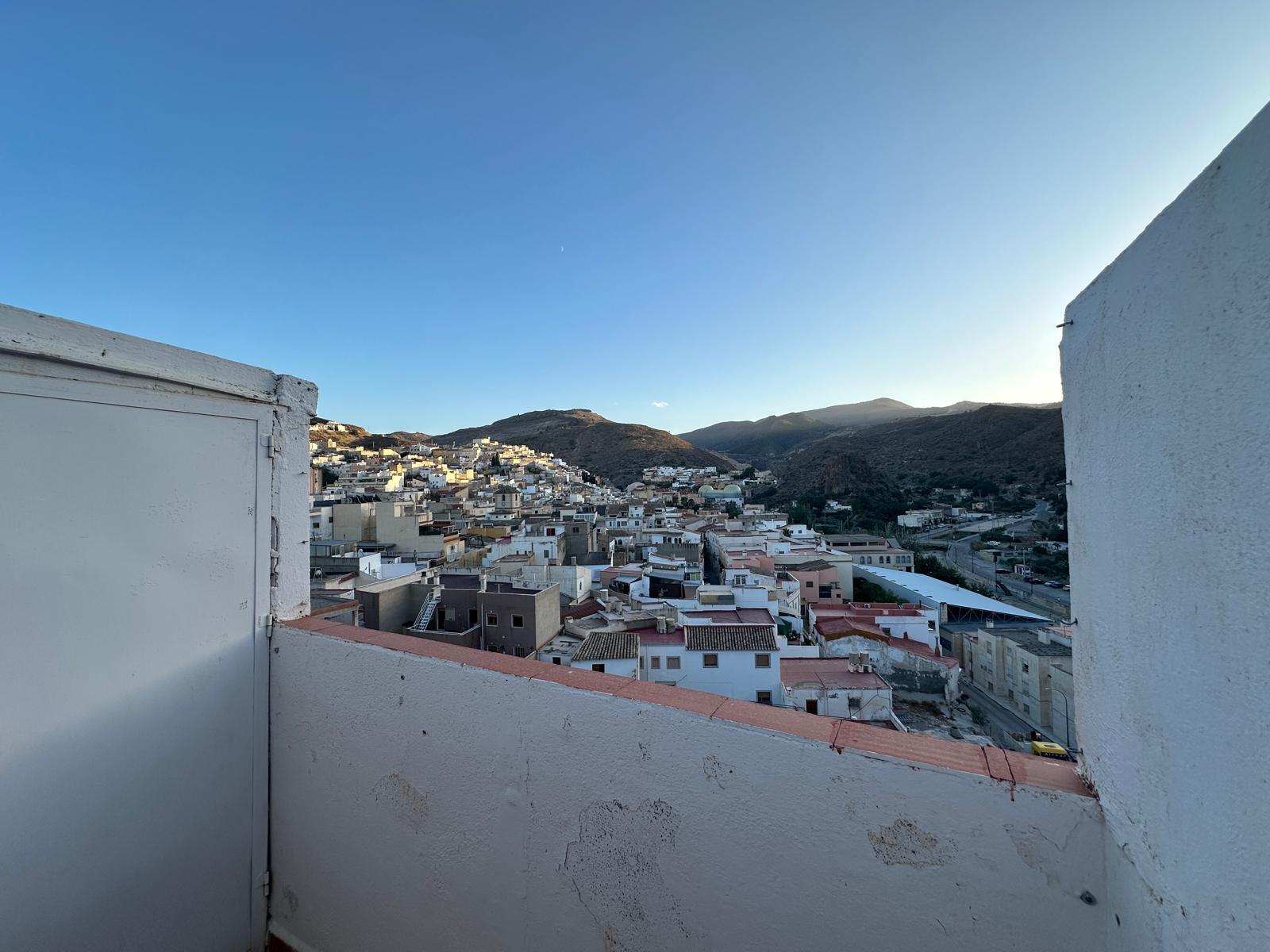 For sale of flat in Macael