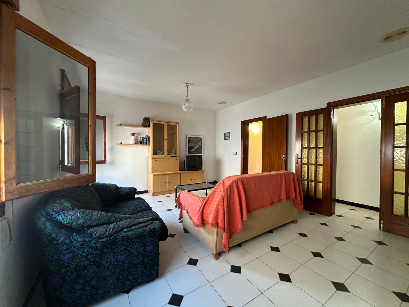 For sale of flat in Macael