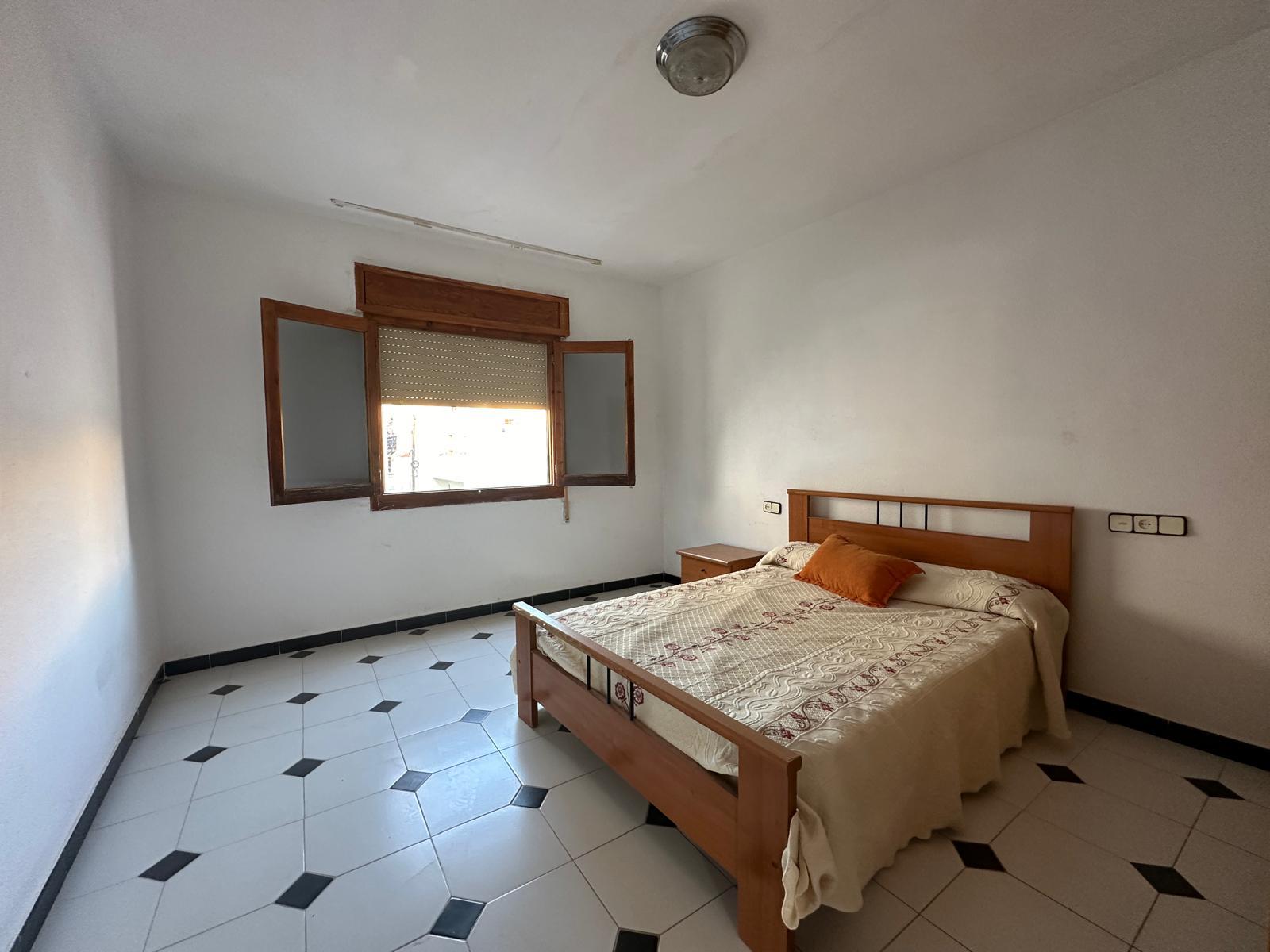For sale of flat in Macael