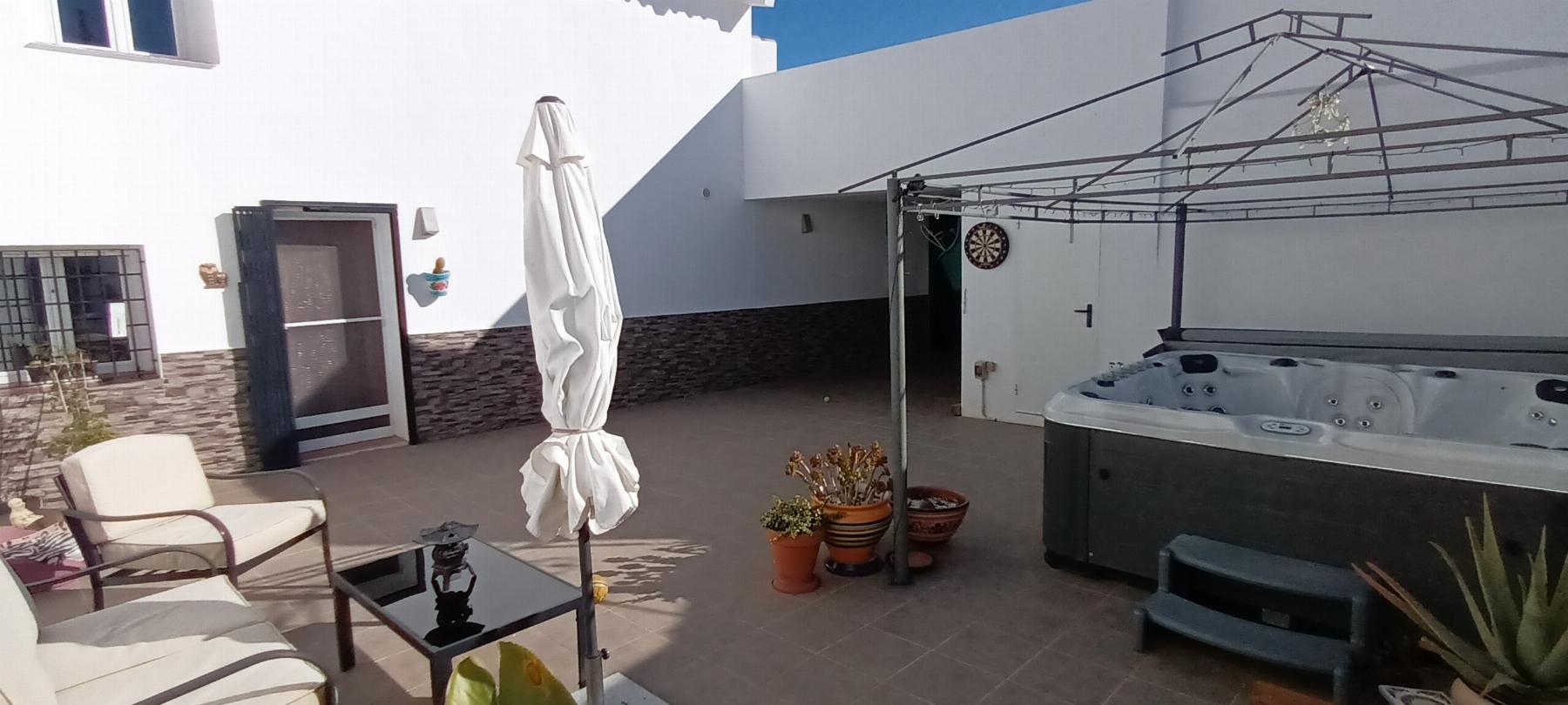 For sale of villa in Albox