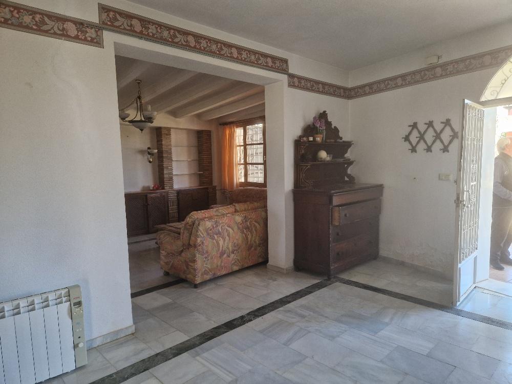 For rent of villa in Cantoria