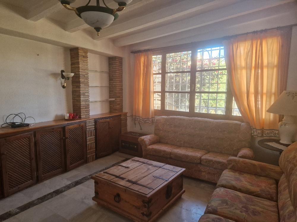 For rent of villa in Cantoria