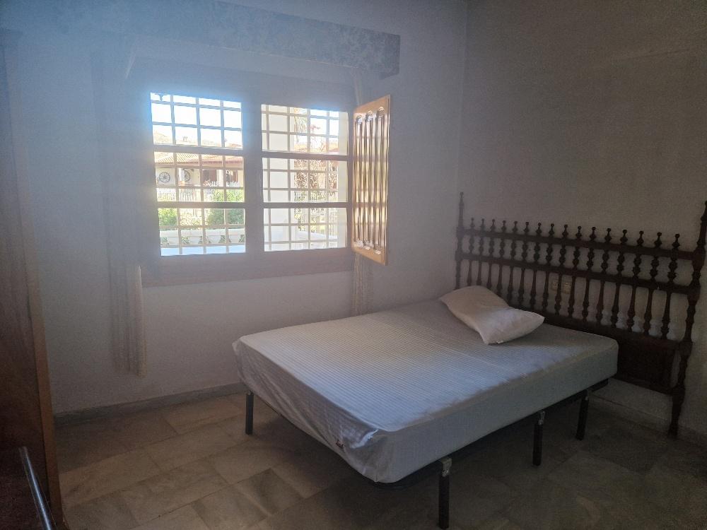 For rent of villa in Cantoria