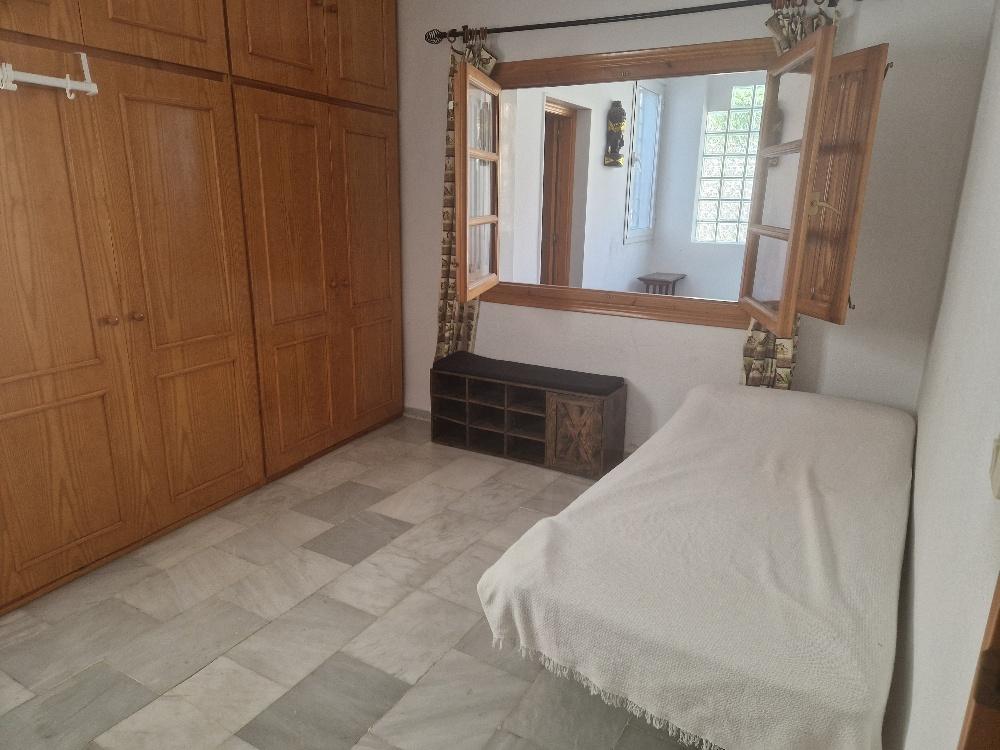 For rent of villa in Cantoria