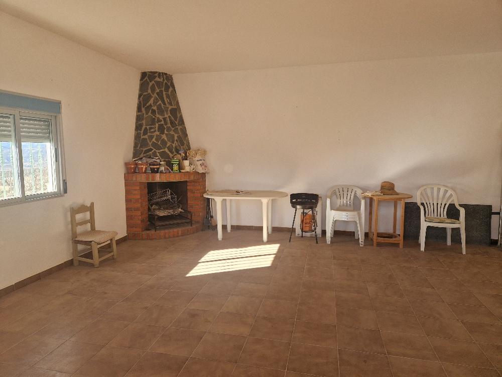 Venta de casa en Somontín