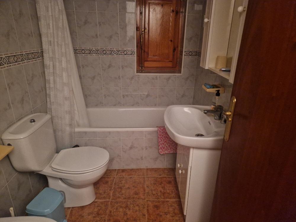 Venta de casa en Somontín