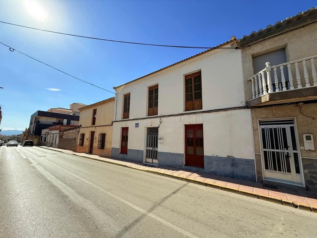 For sale of house in Albox