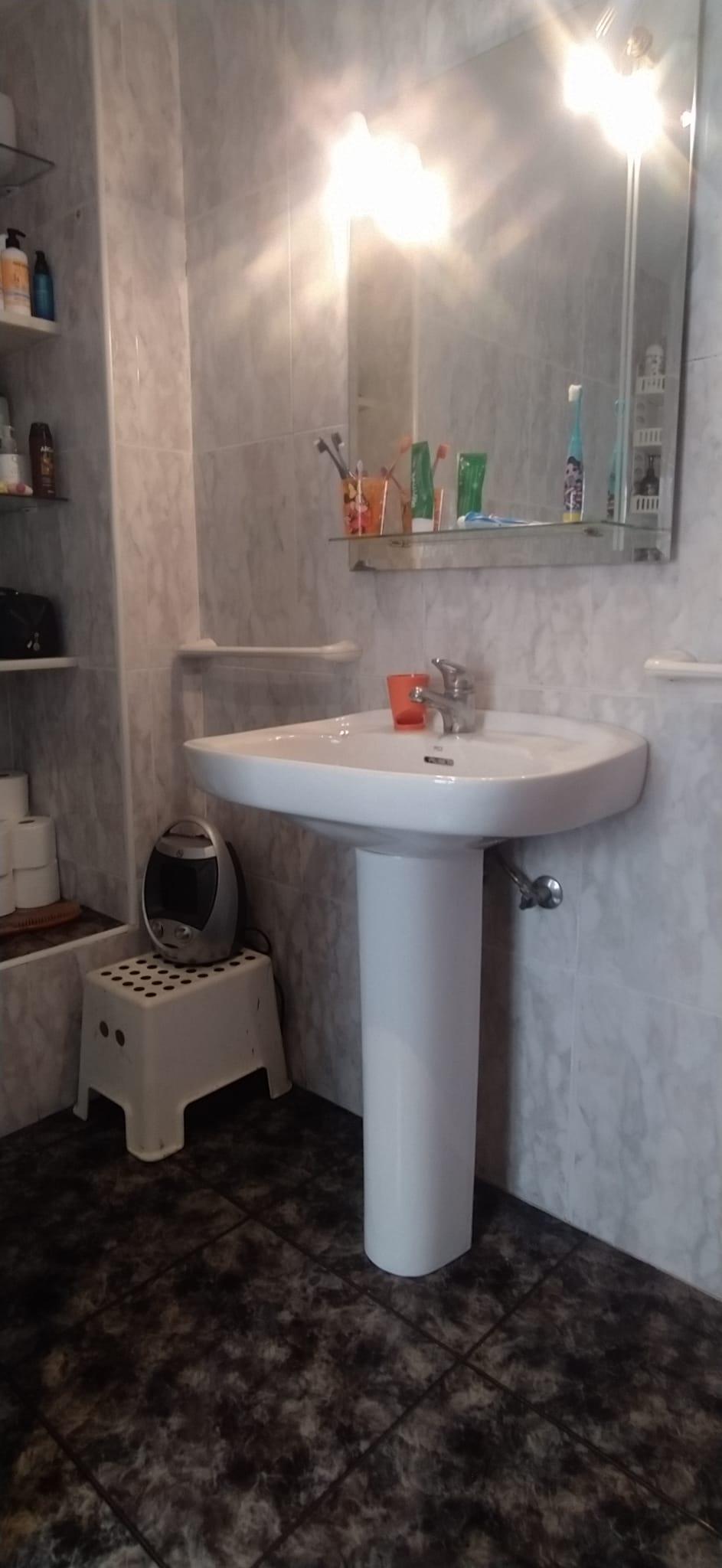 For sale of house in Taberno