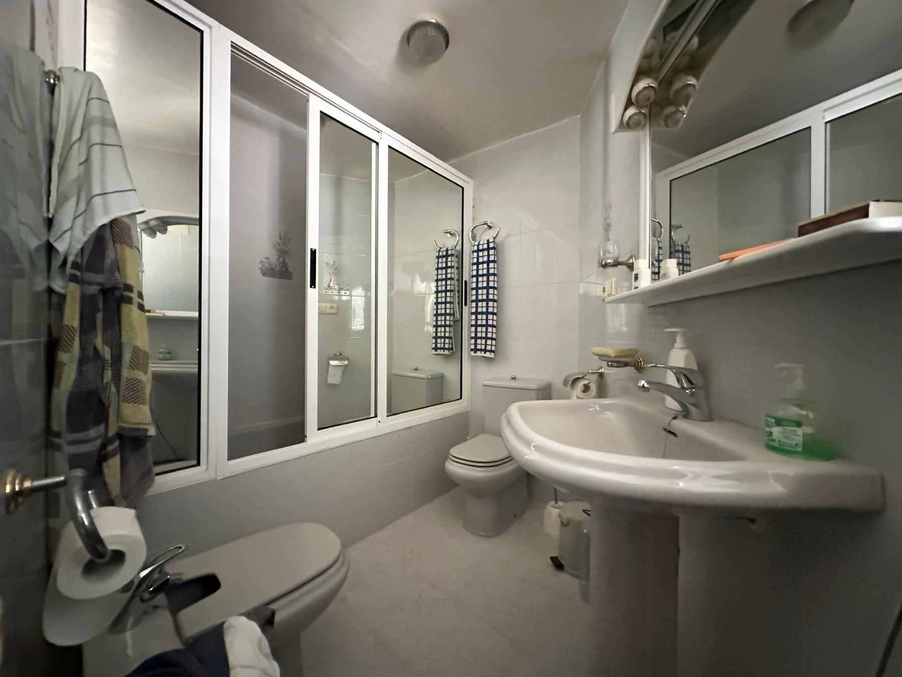 For sale of house in Macael
