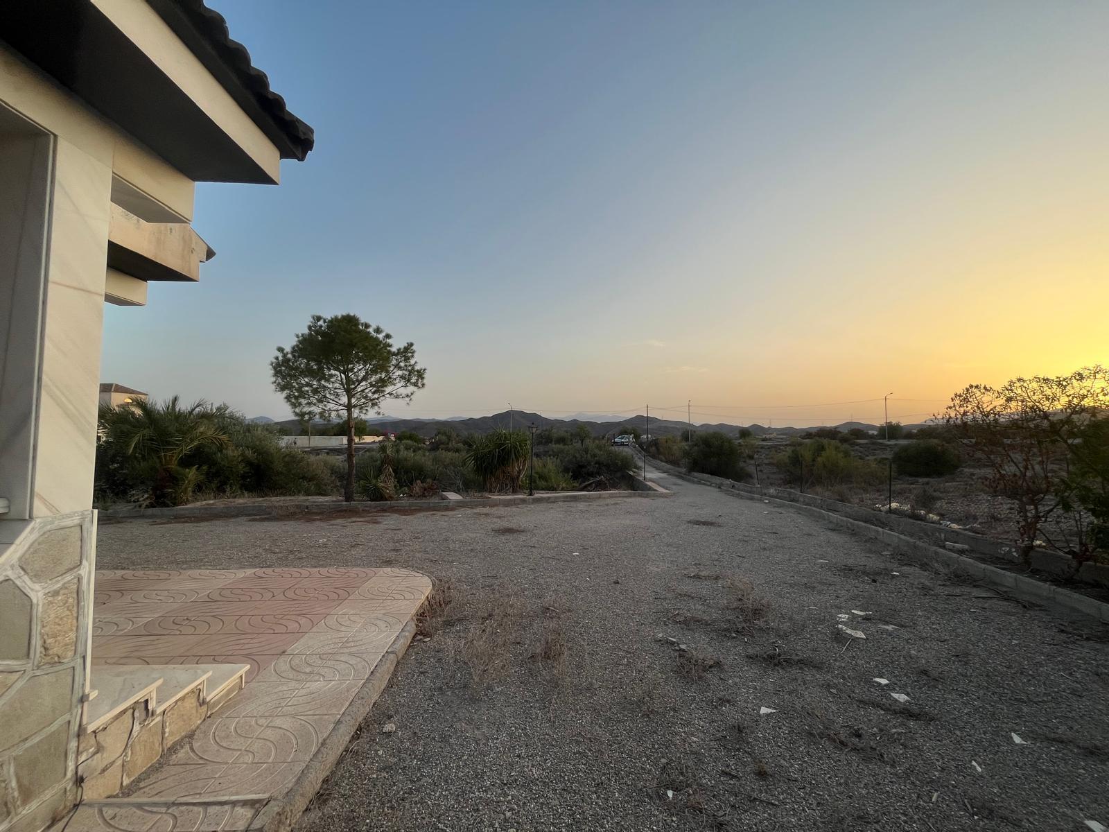 Venta de villa en Albox