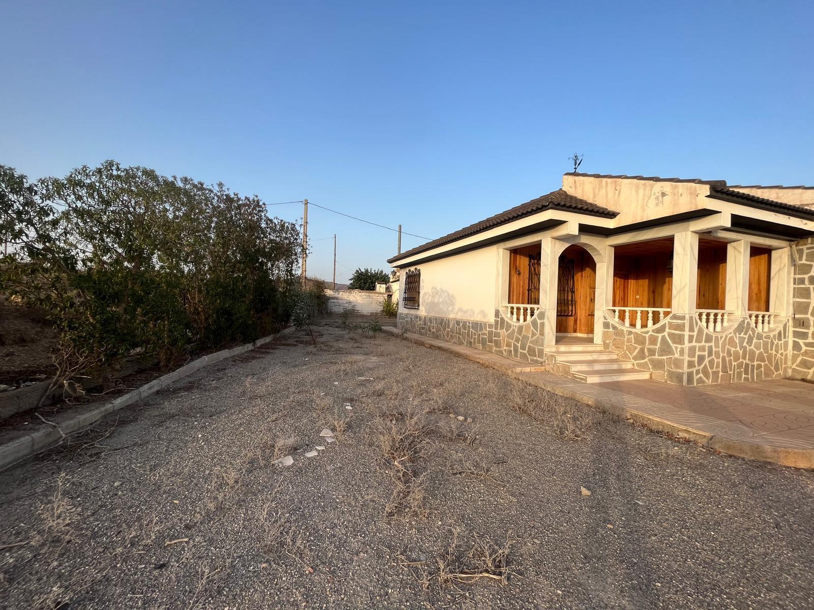 Venta de villa en Albox