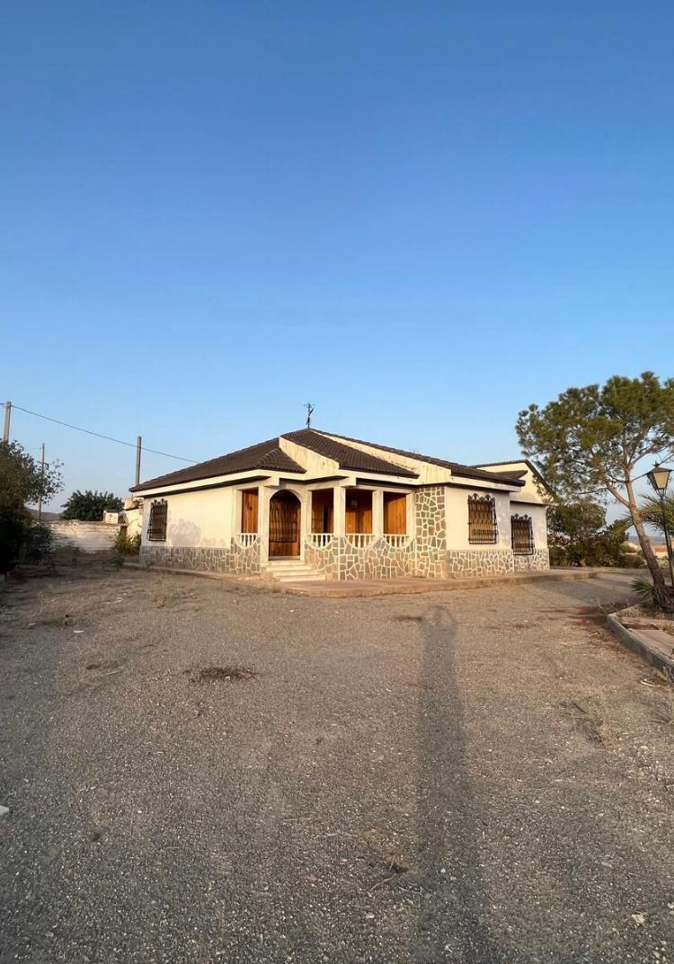 Venta de villa en Albox
