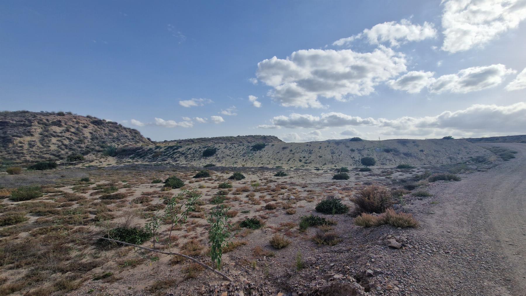 Venta de terreno en Zurgena