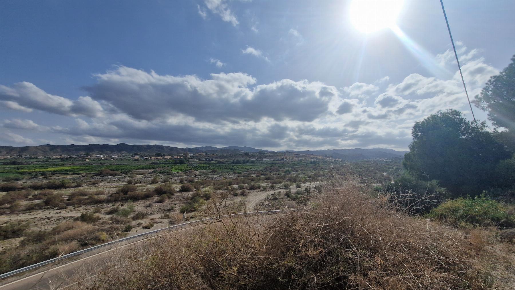Venta de terreno en Zurgena