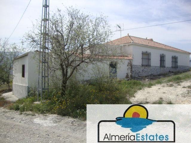 Venta de casa en Somontín