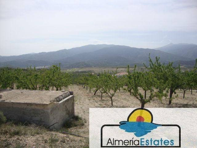 Venta de casa en Somontín