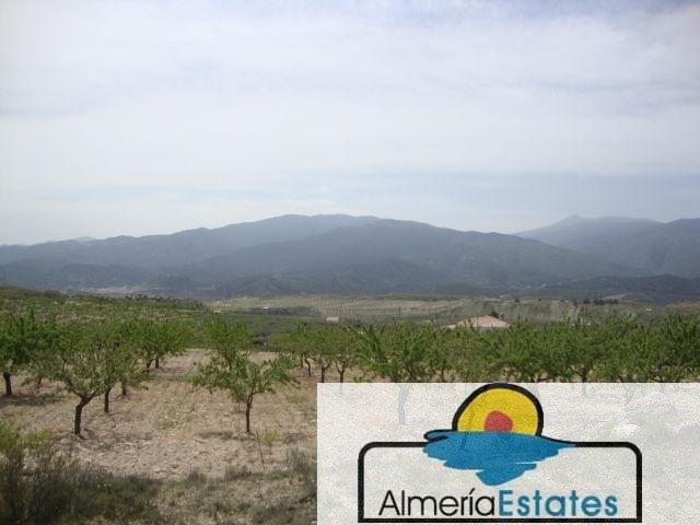 Venta de casa en Somontín