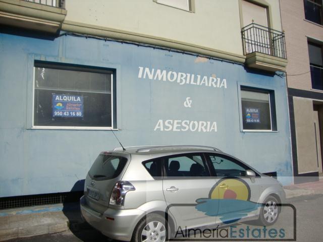 Alquiler de local comercial en Albox