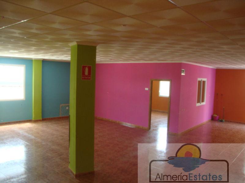 Alquiler de local comercial en Albox