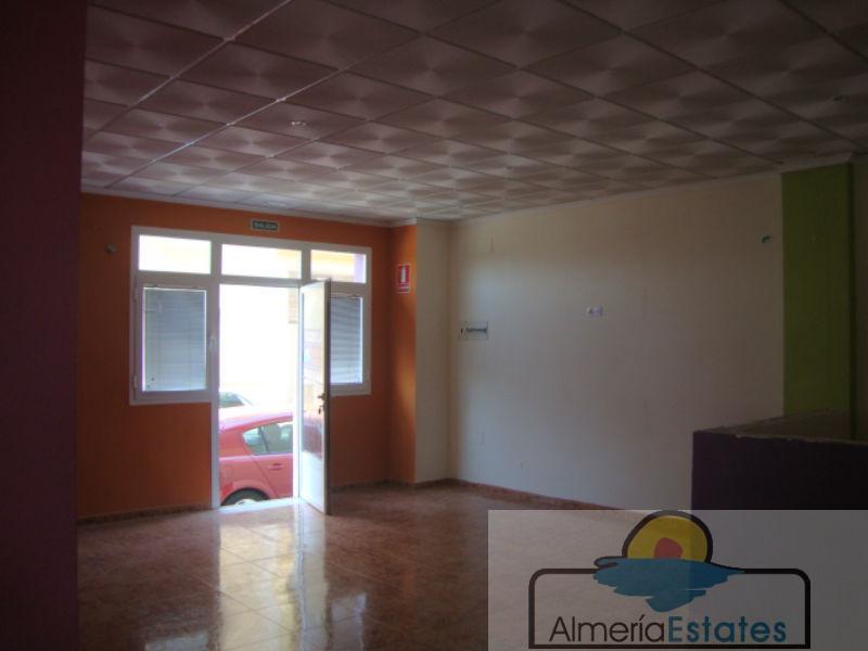Alquiler de local comercial en Albox