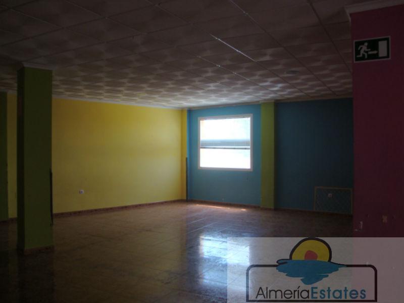 Alquiler de local comercial en Albox