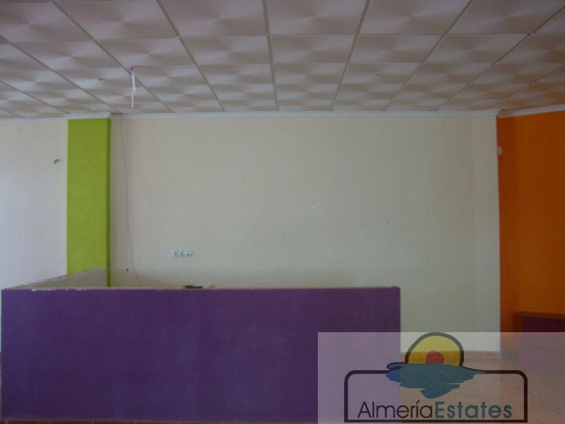 Alquiler de local comercial en Albox