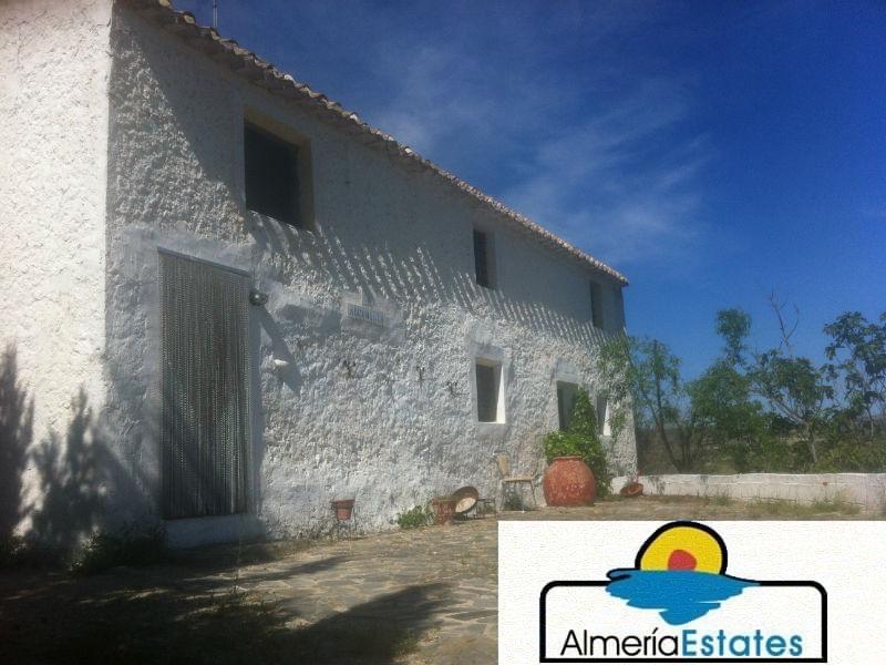 Venta de casa en Vélez-Blanco
