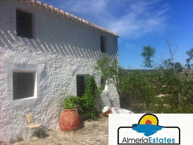 Venta de casa en Vélez-Blanco