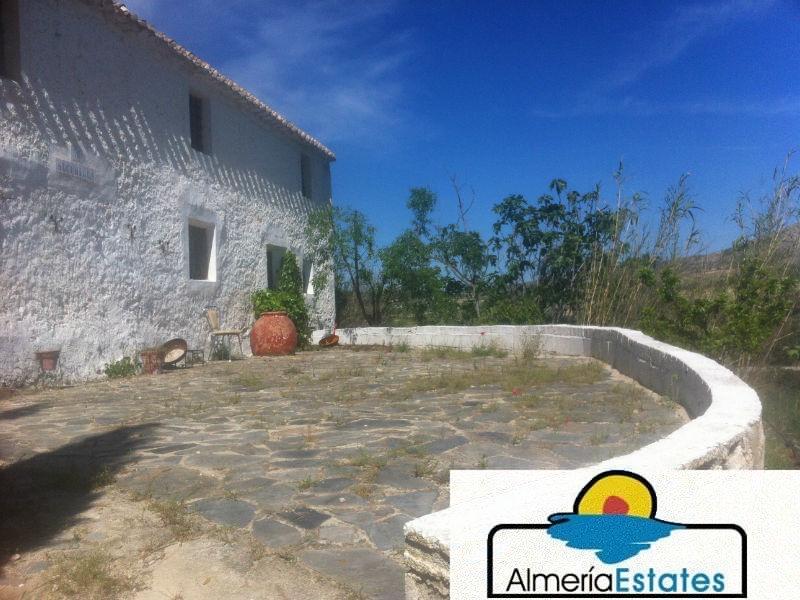 Venta de casa en Vélez-Blanco