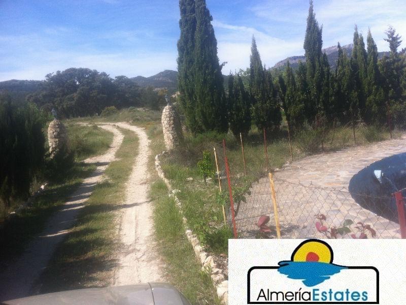 Venta de casa en Vélez-Blanco