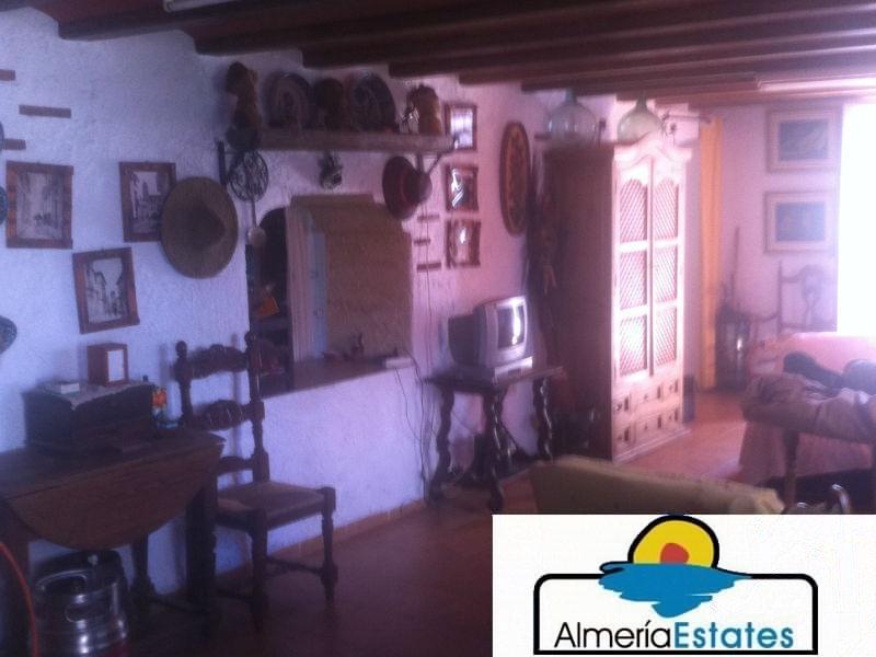 Venta de casa en Vélez-Blanco