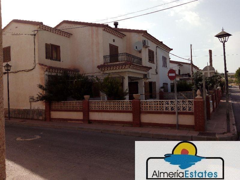 Venta de casa en Vélez-Rubio
