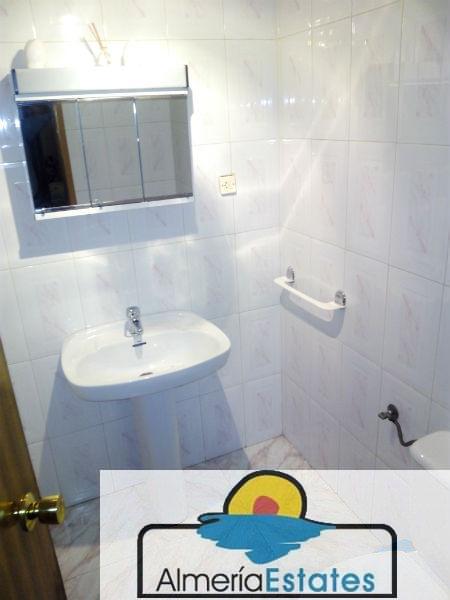 For sale of flat in Vélez-Rubio