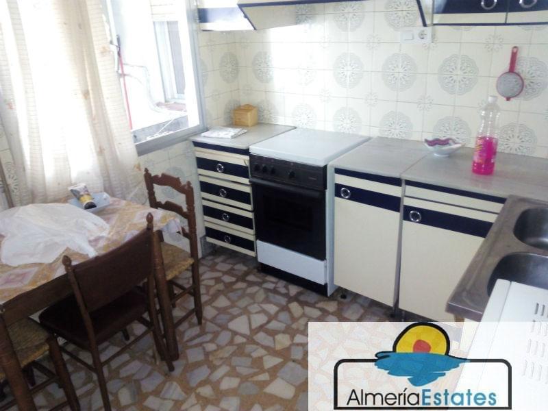 For sale of flat in Vélez-Rubio