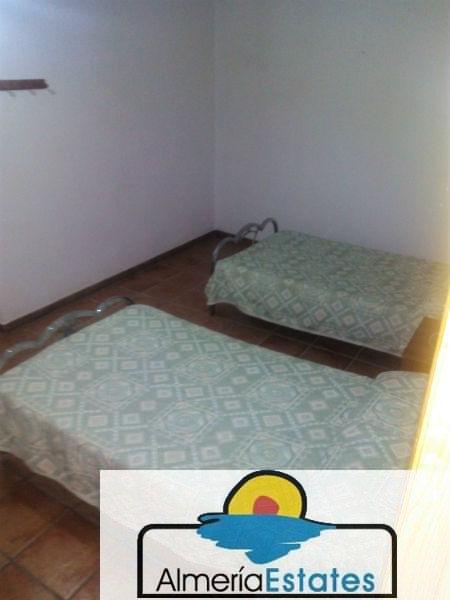 For sale of house in Vélez-Rubio