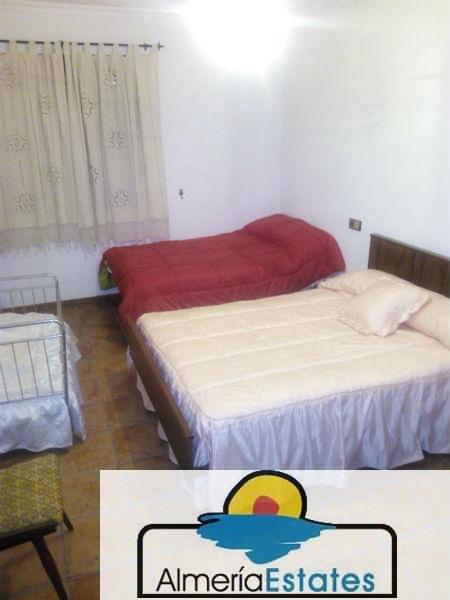 For sale of house in Vélez-Rubio