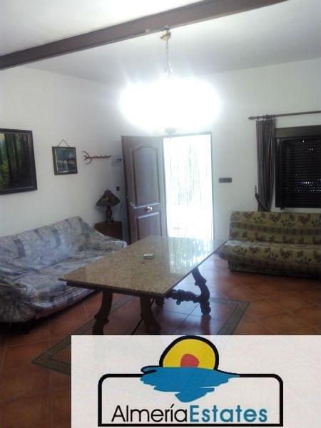 For sale of house in Vélez-Rubio